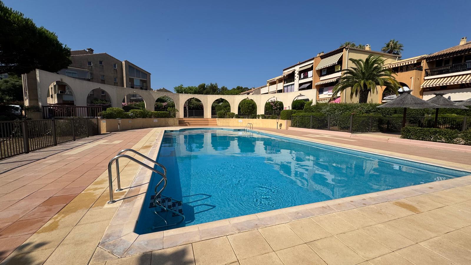 Pool Résidence Le Trident Giens - T2 Ferienwohnung mit Pool