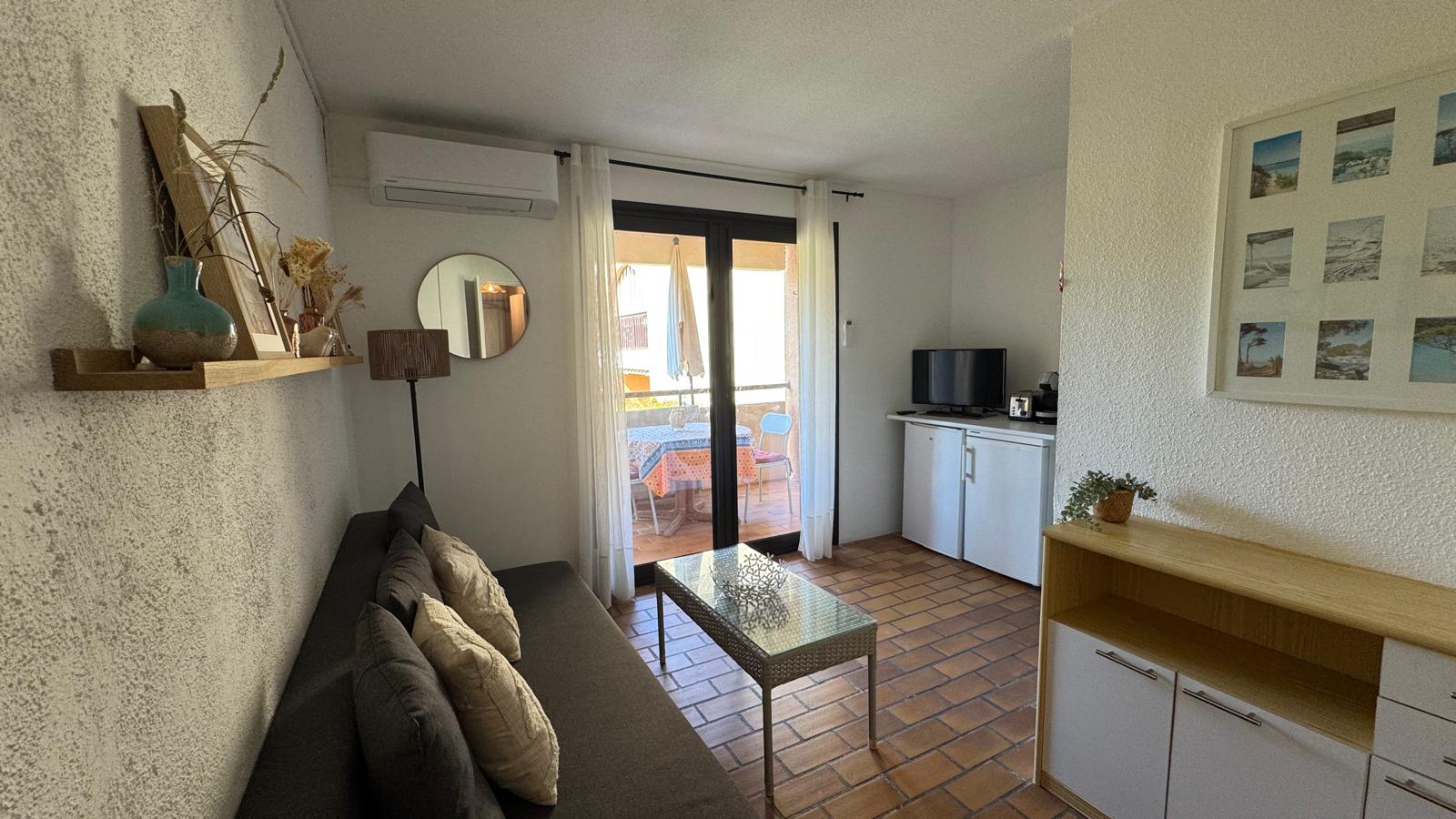 Gemütliches Wohnzimmer T2 Giens - Ferienwohnung Résidence Le Trident
